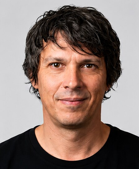 Retrato de Álvaro Montero de Lema, CEO y socio fundador de ipcore